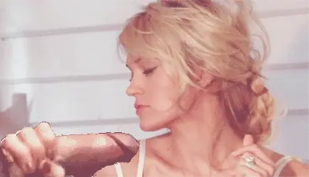 Carrie handjob gif