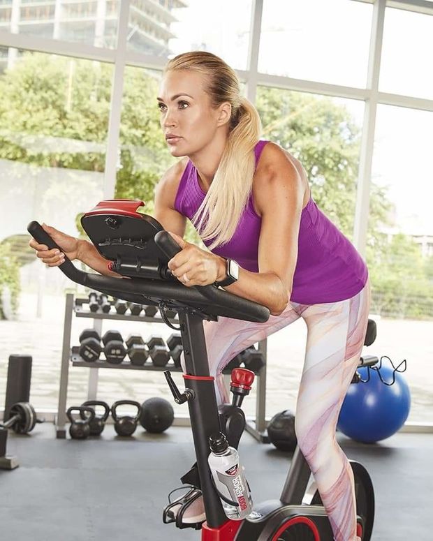 Carrie likes to sweat