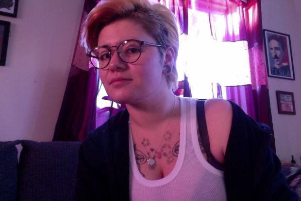 face sitting