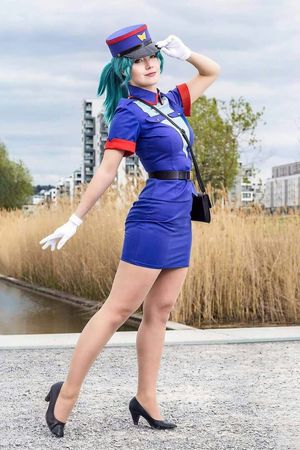 Lie_chee cosplaying as Officer Jenny