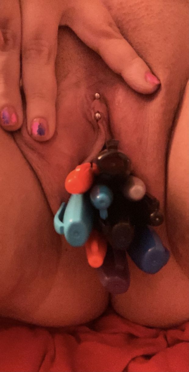 I like pen in pussy