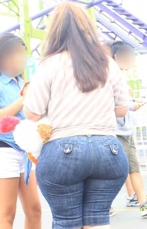 HUGE FAT ASS NOTHING ELSE SAID!