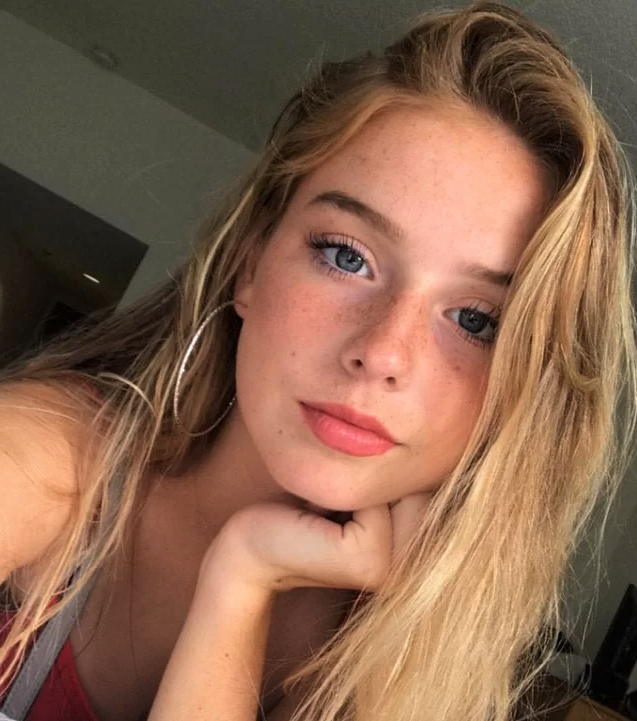 Amateur Nubile 18