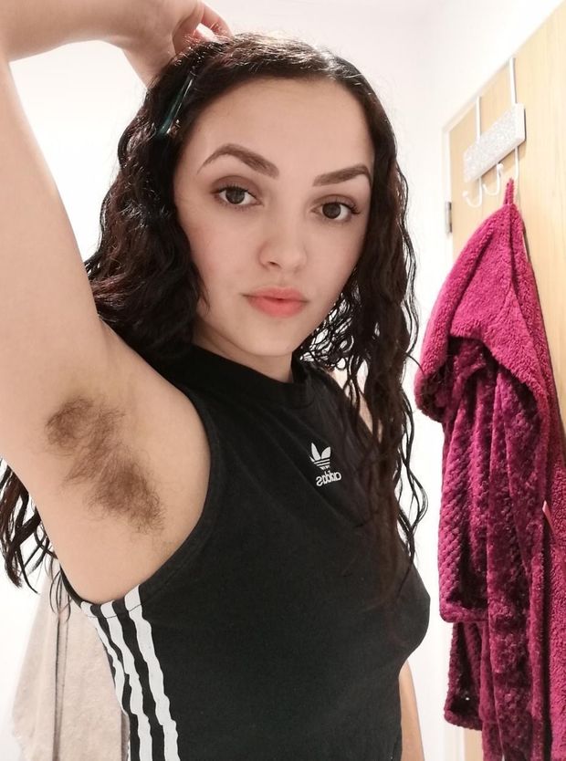sniff my pits