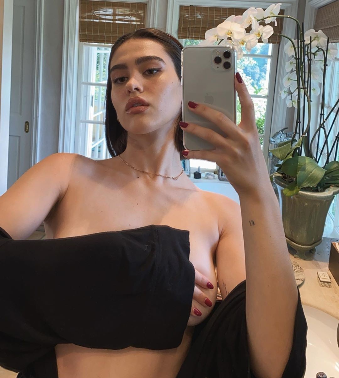 Flexin in a mirror