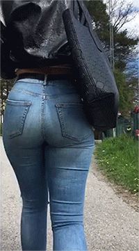 big ass jeans walking 1
