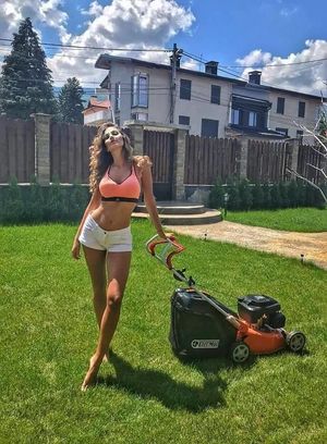 Long legs to trim your lawn