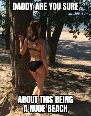 Trin daddy bikini beach