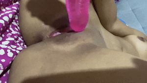 Sexy Teen Saraith Chavez pussy too tight for big dildo