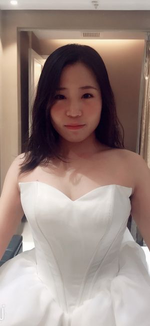 I am a cute princess . Need huge cock to treated