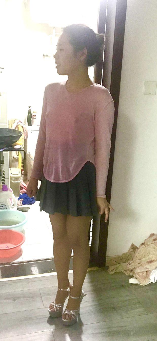 Wear on my sexy heels and wait for huge cock!