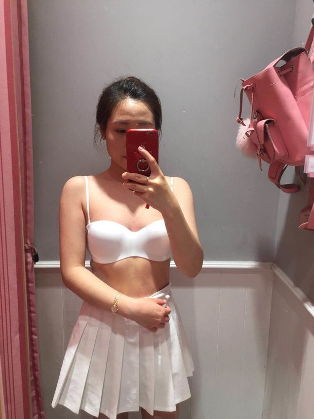 Is this dress looks like sexy?