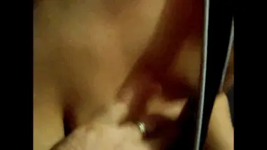 Flashing out the Titties
