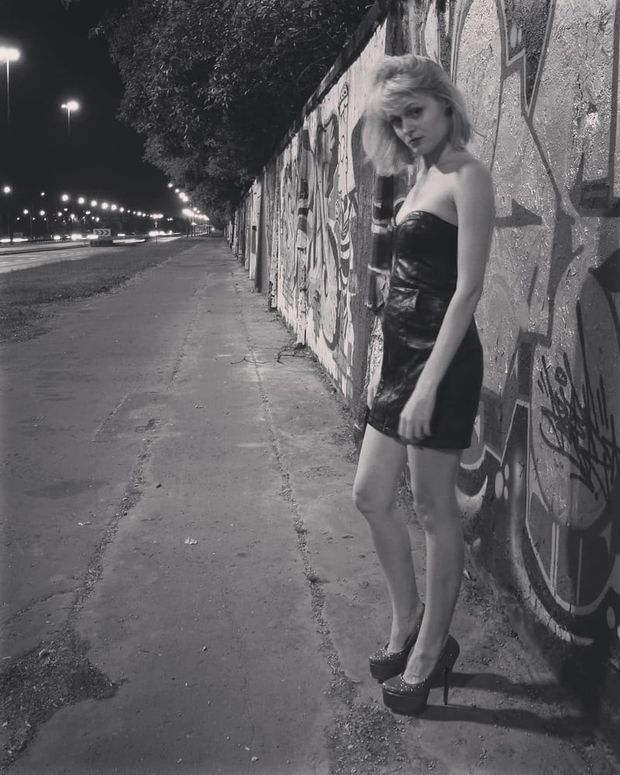 Street posing
