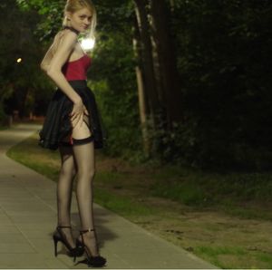 She wants to have some kinky fun