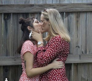 I'm think they are more than friends.......