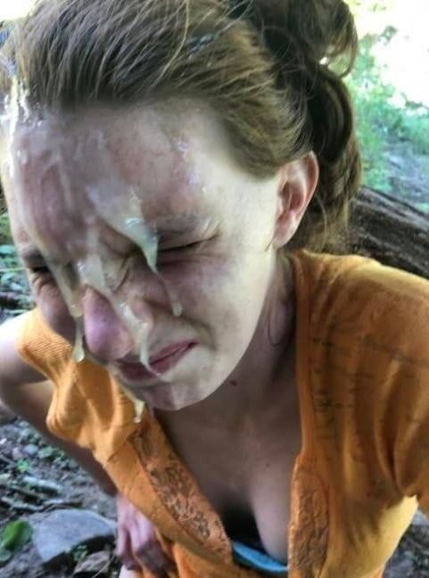 Huge cumshot facial in the woods