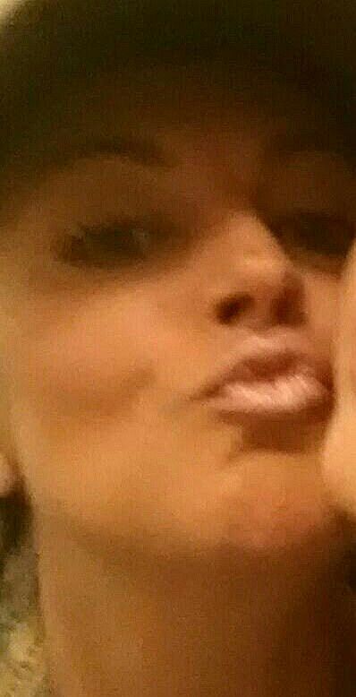 SLIDE COCKS BETWEEN MY LIPS BRITISH SLUT COCKSUCKER CAROLYN