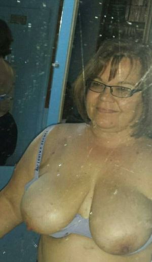 She has 38dd tits what would you do to them? Please comment