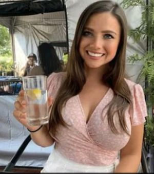 That smile, she’s got my attention