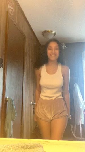 teen non nude with big tits 8