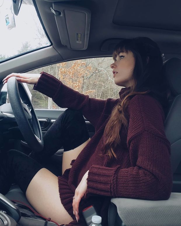 Bundaddy in the car
