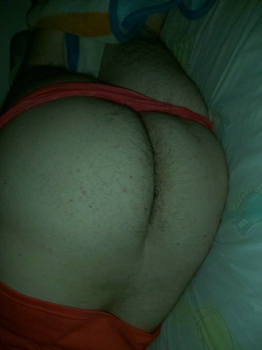 i love showing my ass