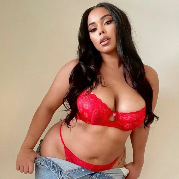 Tabria Majors looking sexy in SavageXFenty bra and panties