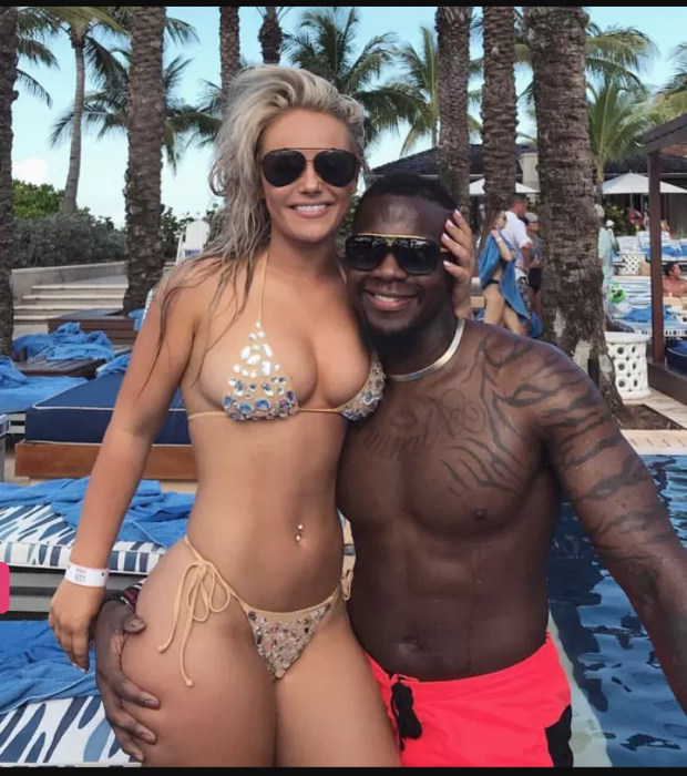 Wife with bbc lover on vacation