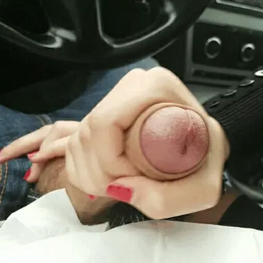 a good little handjob in the car