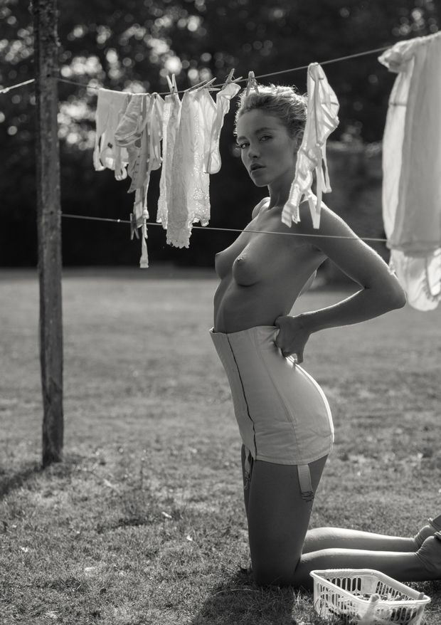 Viktoria Yarova – Hannes Walendy photoshoot