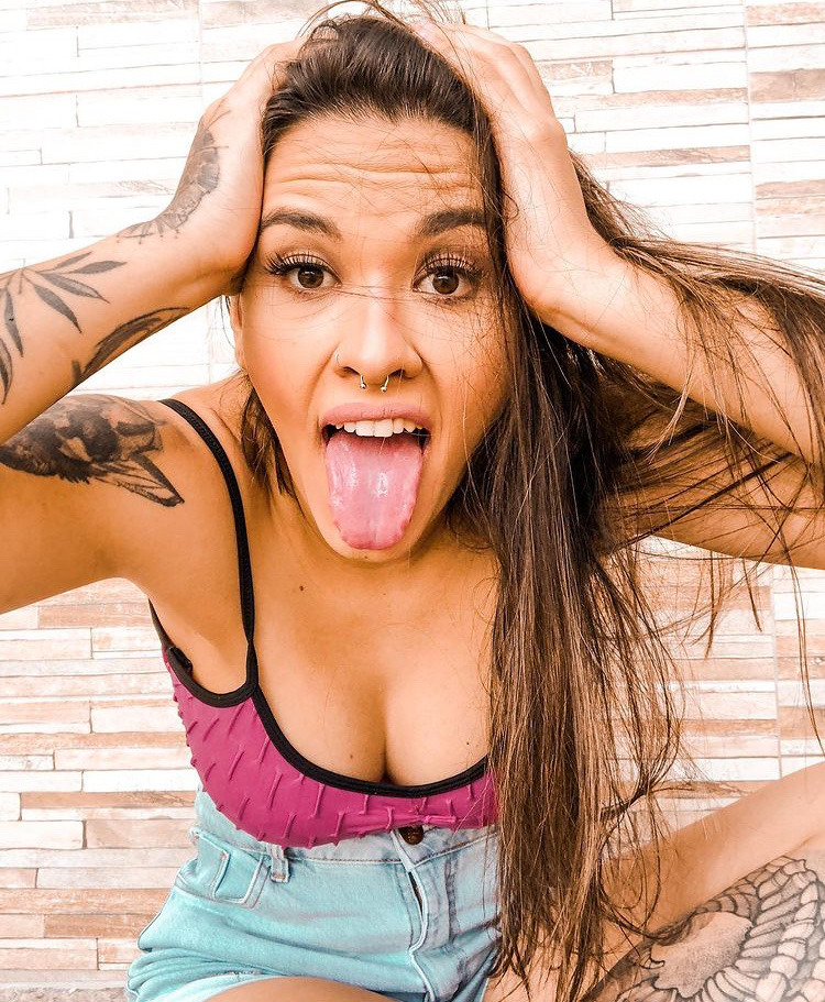 tongues out