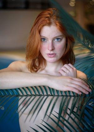 Pool pic 4 (by Jens Vogel)