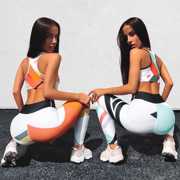 nn ass view twins