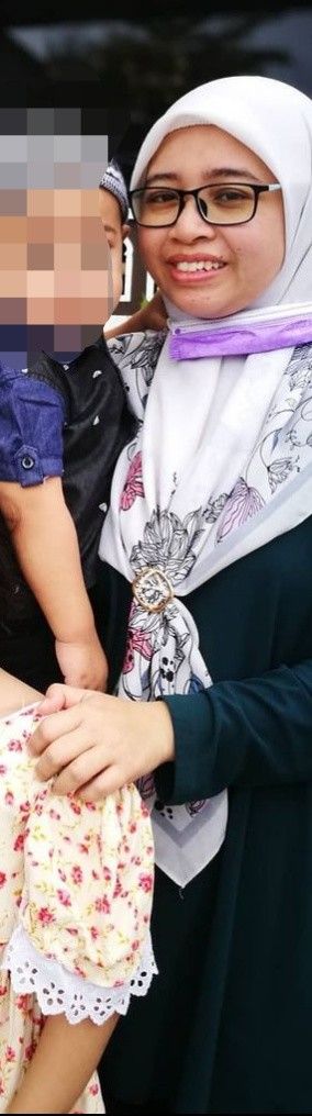 Hot Hijab MILF