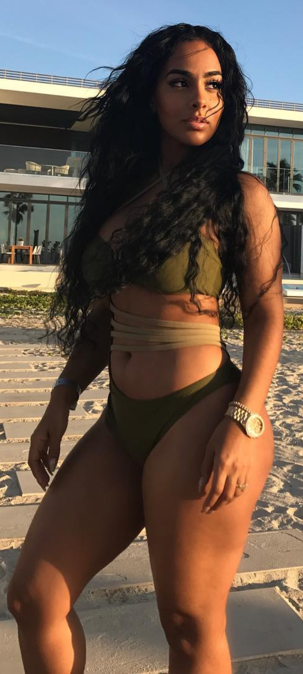 Pretty black babe