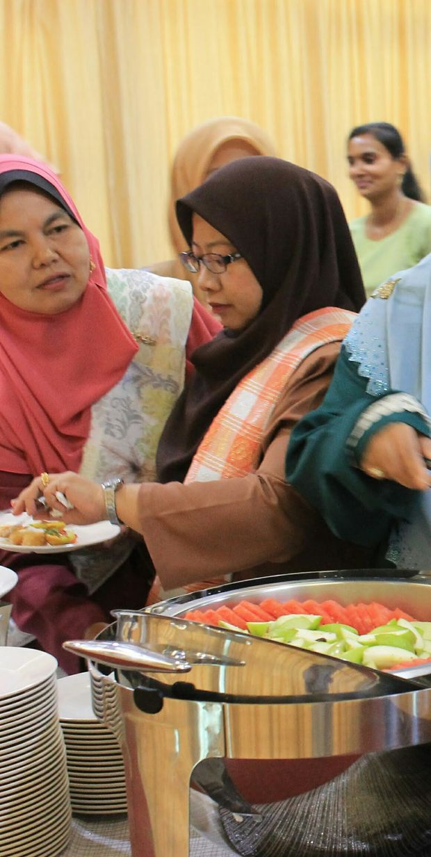 Hot Hijab MILF