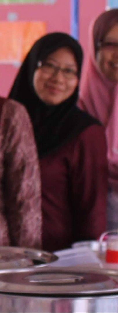 Hot Hijab MILF