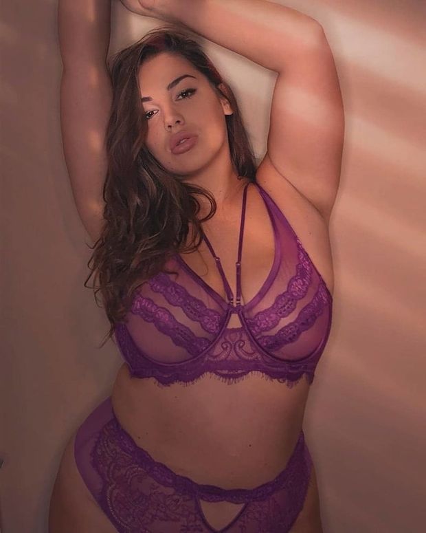 Sexy Dutch Babe In Purple