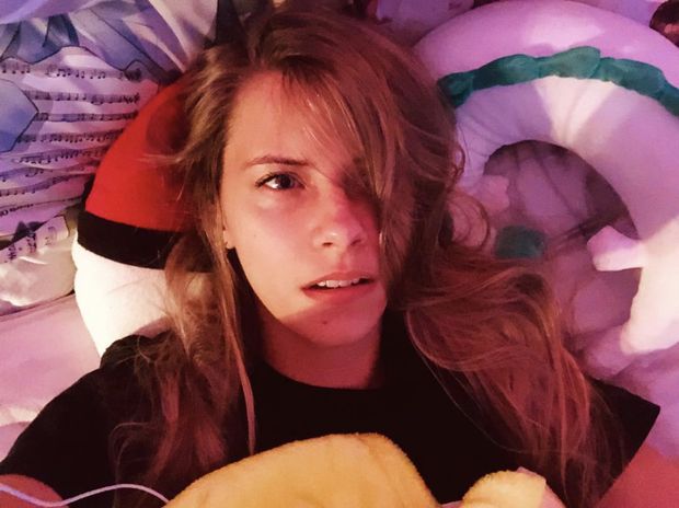 Hannah reflects on the very much needed sex she just had with a fan.