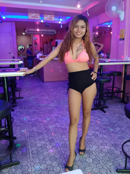Avarice bar, Soi 6