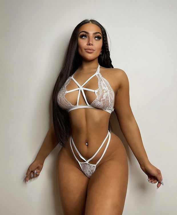 Latina lingerie beauty