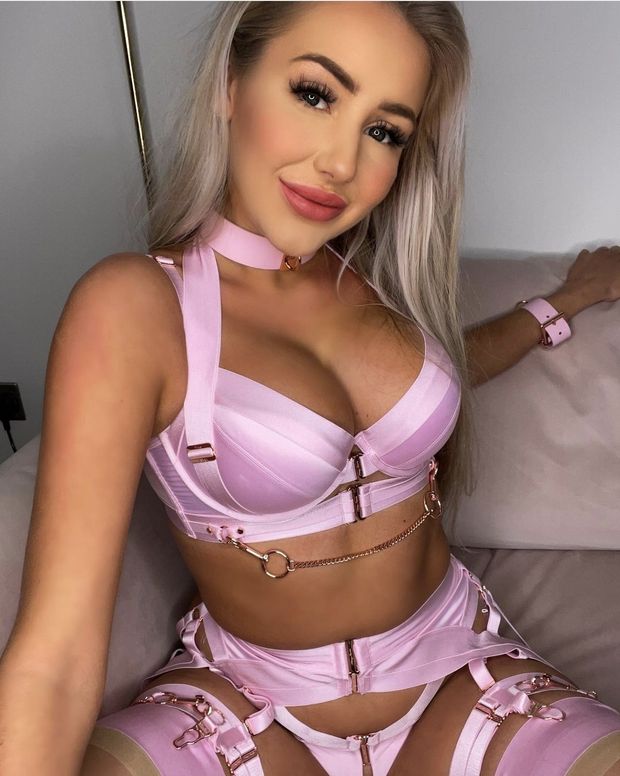 sexy outfit