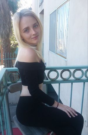 Kate Bloom sexy petite blonde teen