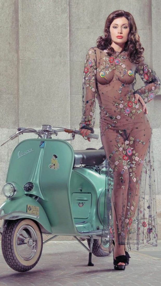 Scooter babe