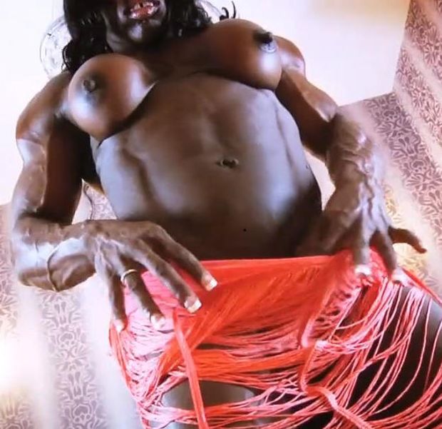 Guarda i video porno HD e i film porno con donne muscolose nude, pornostar muscolose e bodybuilder nude su Blog Tettediferro, porno hub ita
