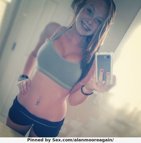 Teen selfie