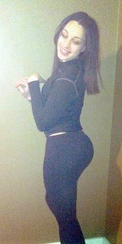 black outfit booty