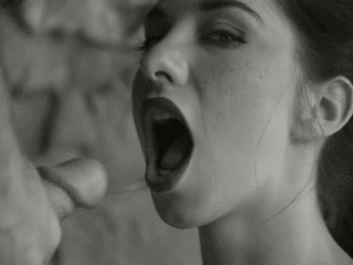 She sure is opening wide so she doesn't miss that cumshot.