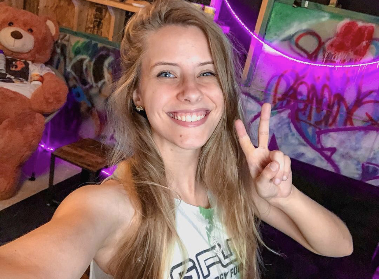 Peace out fans. I’m about to go suck some dick.